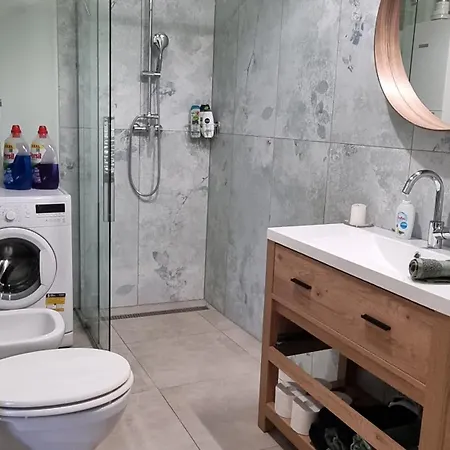 Citypark Getaway Quiet Historic Flat & Free Parking *