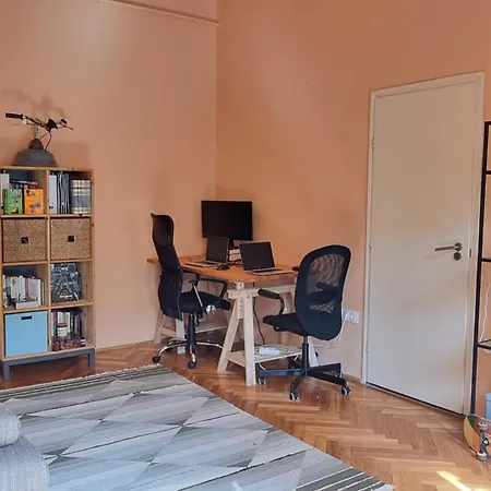 Appartement Citypark Getaway Quiet Historic Flat & Free Parking Budapest